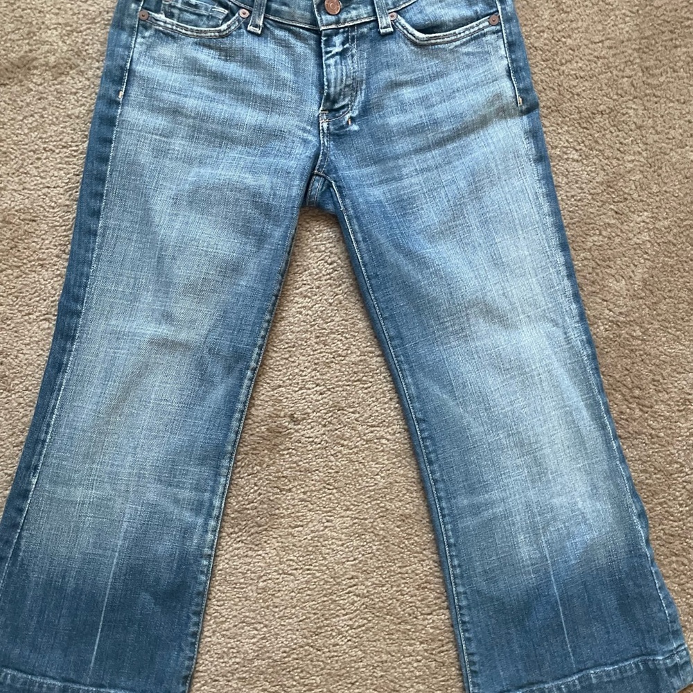 7 For All Mankind Light Blue capri Jeans